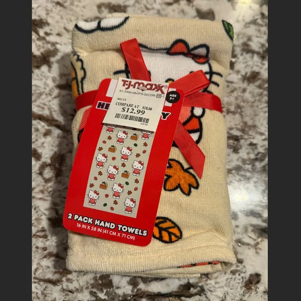 Sanrio Hello Kitty Autumn Fall Leaves Pumpkin Pie 2 Pack Hand Towels NWT